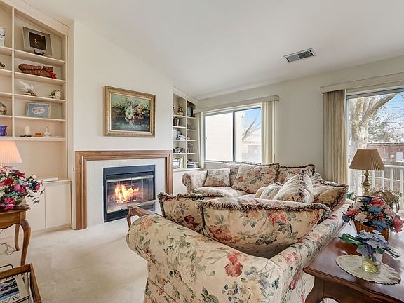 2nd image of 51 Brookston Dr Unit B2