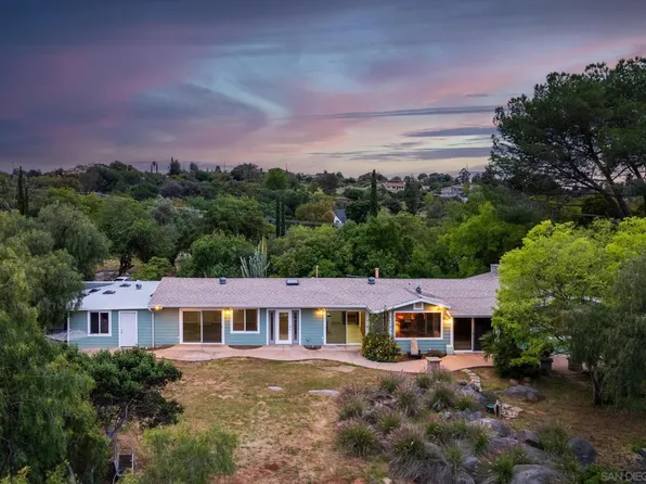 1421 S Grade Rd, Alpine, CA 91901