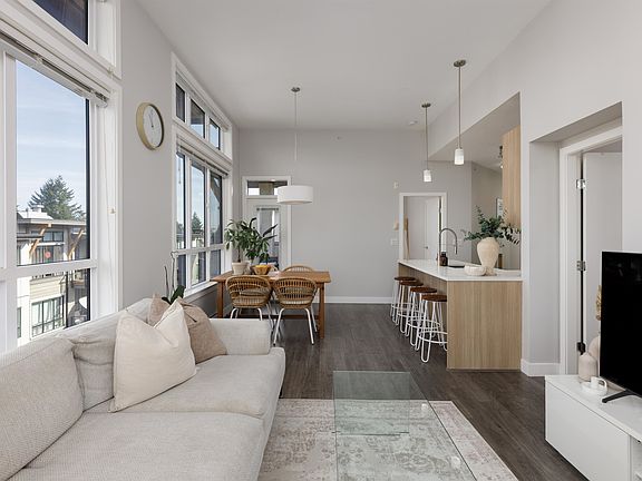 5th image of 10477 154th St #407