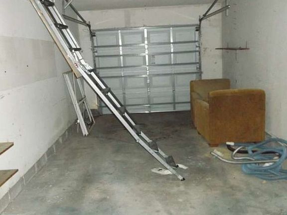 4th image of 3148 Fayal Dr