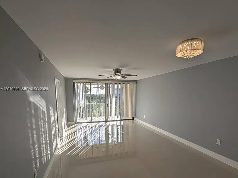 1750 NE 191st St #622-3 — Photo 5