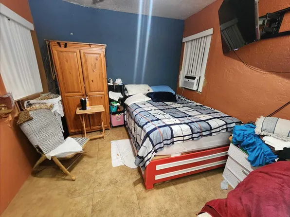 204 Jennings Avenue, Greenacres, FL 33463