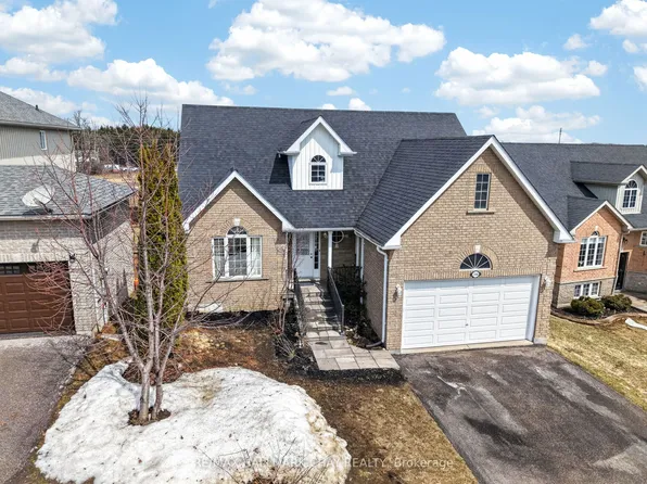 3198 Bass Lake Side Rd E, Orillia, ON L3V 7Y5