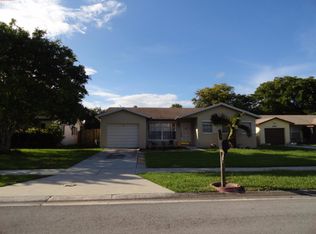 9063 SW 4th St, Boca Raton, FL 33433