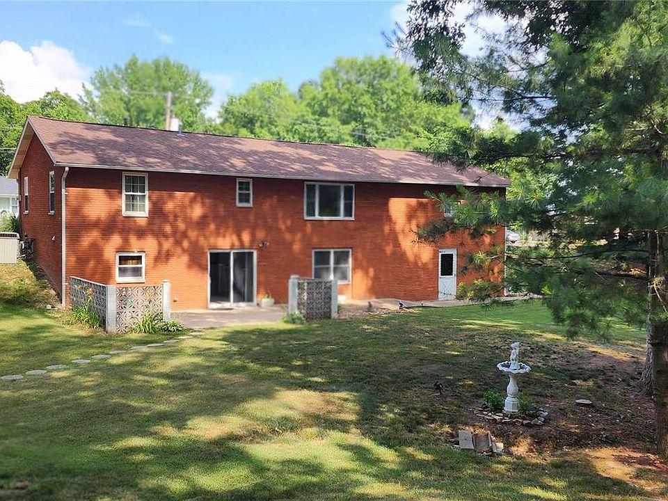 208 Ben St, Chester, IL 62233 Zillow