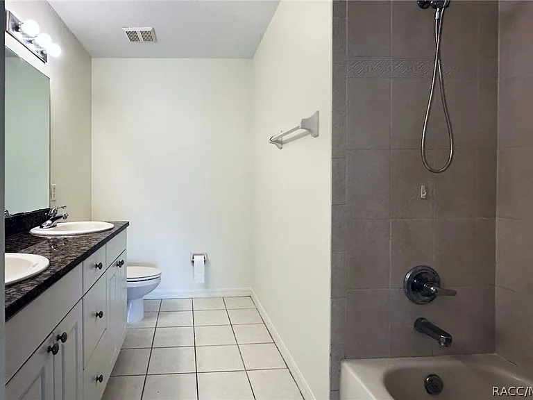 4450 E Windmill Dr #107 — Photo 23