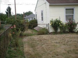 5240 NE Emerson St, Portland, OR 97218