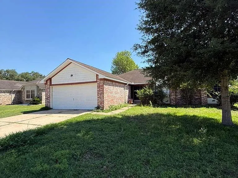 1019 Western Springs Dr — Photo 1