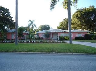 1724 Indian Rocks Rd, Belleair, FL 33756