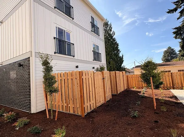 Prescott Park Apartments | Brand-New Studio, 1 & 2 Bedroom Homes, 4381 NE Prescott St #102, Portland, OR 97218