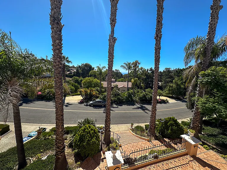 854 Miramonte Dr — Photo 30