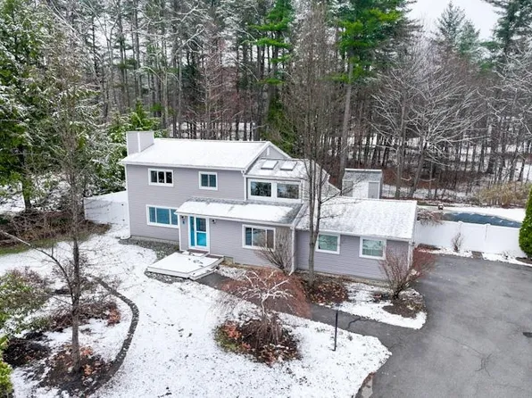 6 Bryce Drive, Merrimack, NH 03054