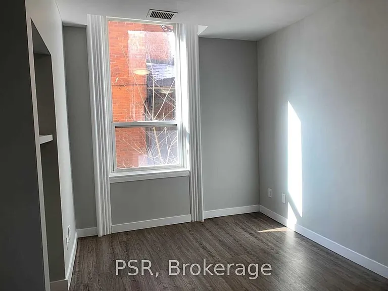 205 Gerrard St E #3 — Photo 6