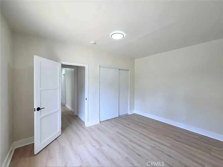 5552 Lewis Ave — Photo 11