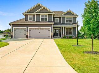 S77W14350 Independence Ct, Muskego, WI 53150