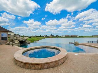 3611 S Shore Dr, Rosharon, TX 77583
