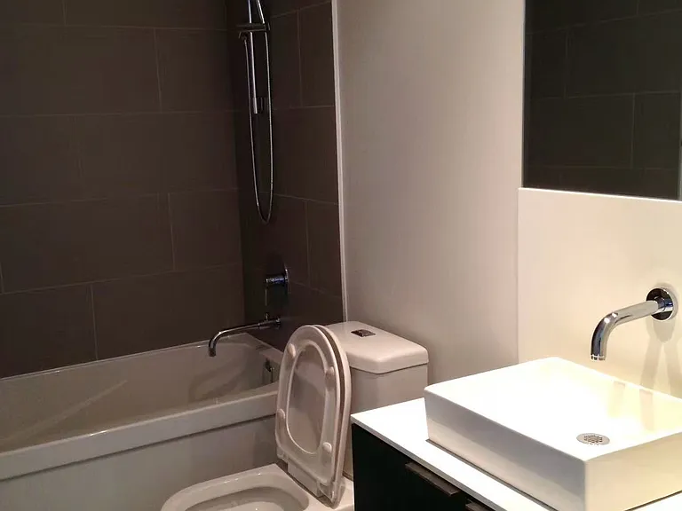 159 Dundas St E #610 — Photo 12