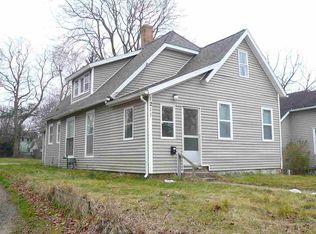 1211 Maple Ave, Jackson, MI 49203