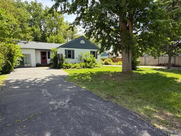 3633 Sunset Ave, Markham, IL 60428