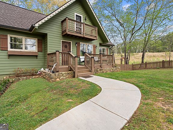 4th image of 3883 Johnston Rd
