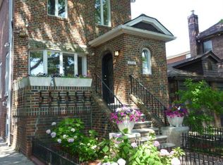 1716 E 28th St, Brooklyn, NY 11229