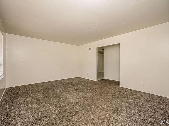 3rd image of 2512 Netherton Dr