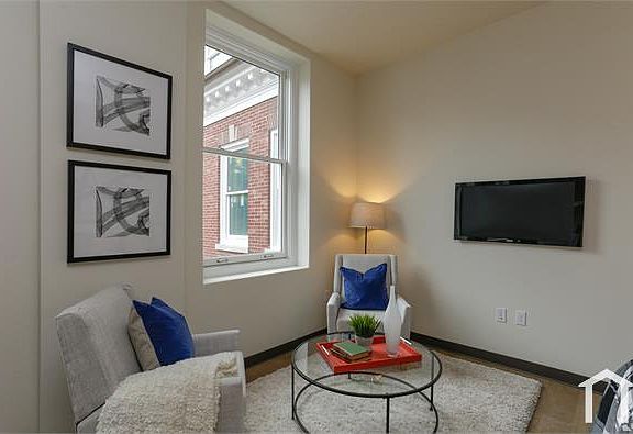 4th image of 7101 62nd Ave NE #602