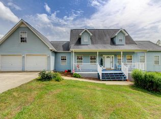 Springfield Ln, Jacksboro, TN 37757