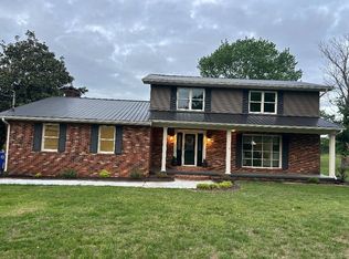 2690 Girkin Rd, Bowling Green, KY 42101