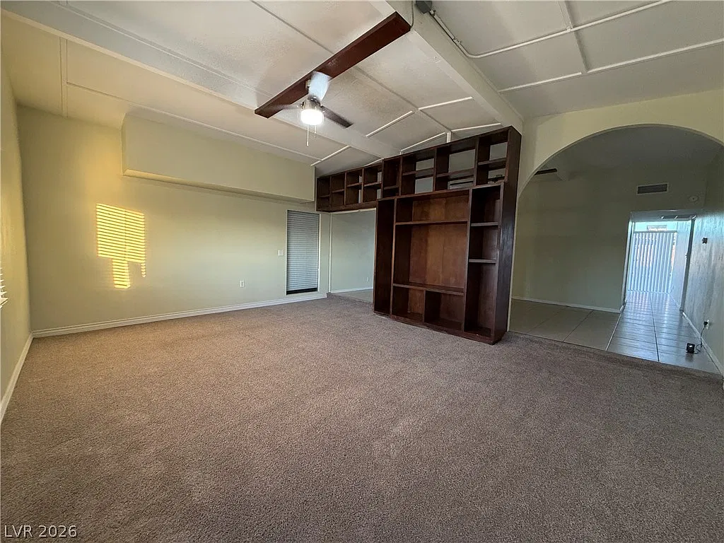 4 bed, 2.0 bath, 2122 sqft, $2,150 — Photo 3
