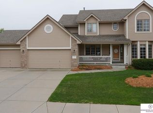 15707 Audrey St, Omaha, NE 68136