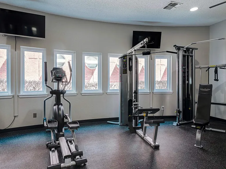 Vanderbilt Properties — Photo 19