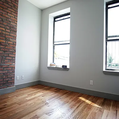 Rented by Nooklyn NYC LLC | media 53