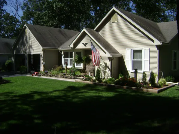 556 Petunia La No, Whiting, NJ 08759