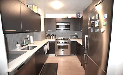 Rented by Manhattan Realty Group