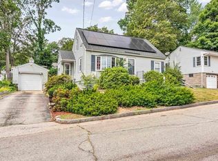 354 Seames Dr, Manchester, NH 03103