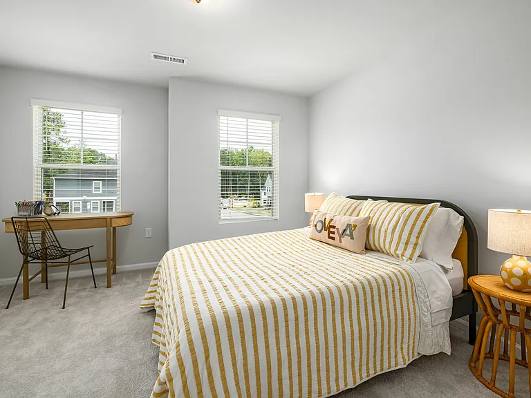 ABODE Reams Pointe