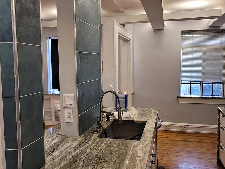 1212 Delaware Ave #C6 — Photo 6