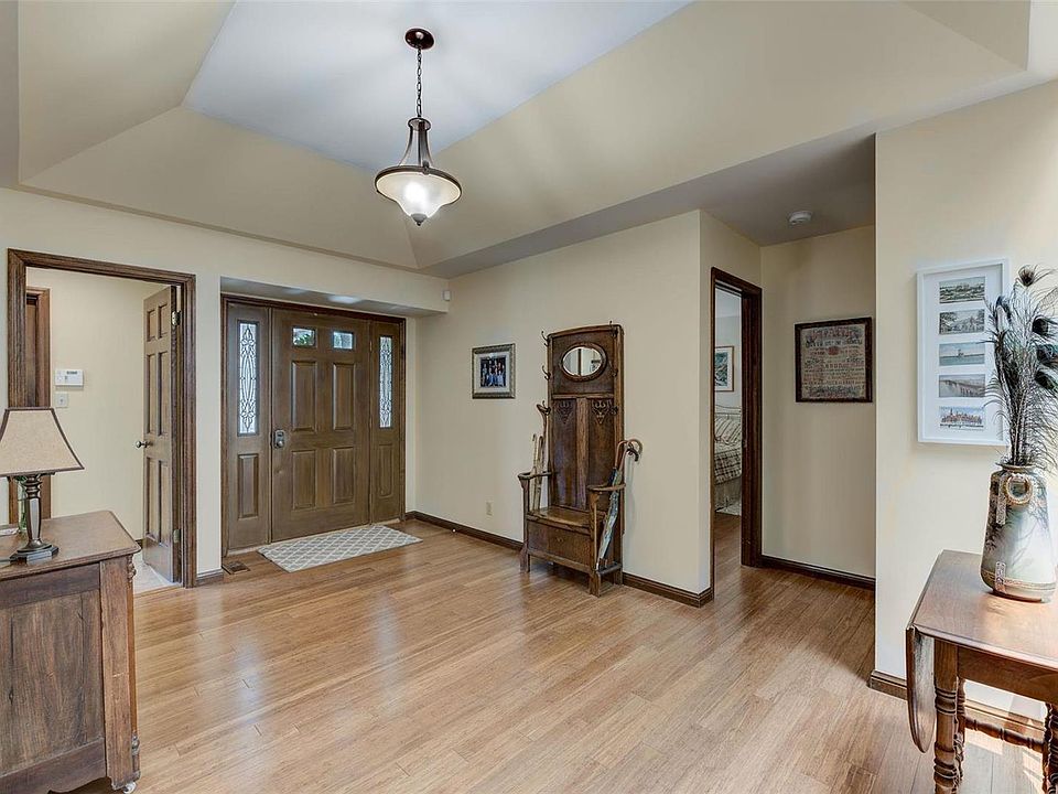 14008 Baywood Villages Dr, Chesterfield, MO 63017 Zillow