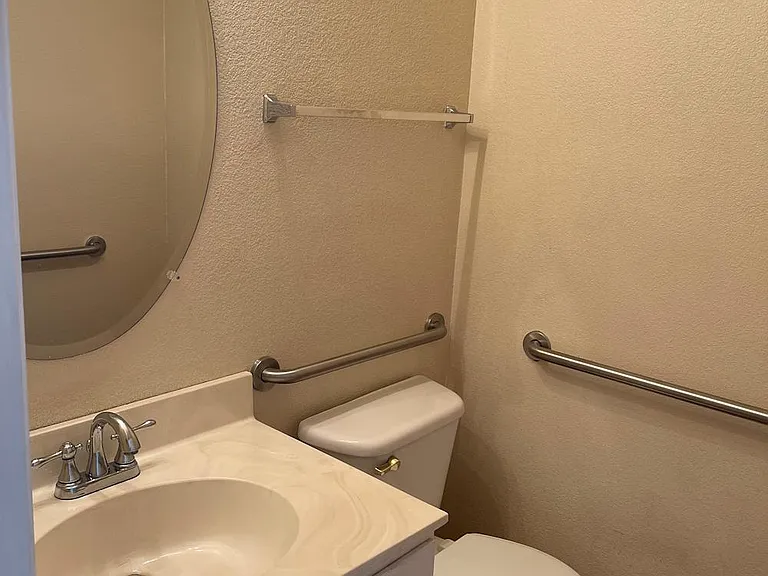 983 Canary Ct — Photo 16
