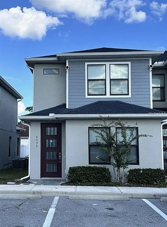 4 bed, 3.5 bath, 1721 sqft, $2,275 — Photo 1