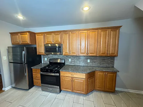 138 Pawling Ave #138 Photo 1