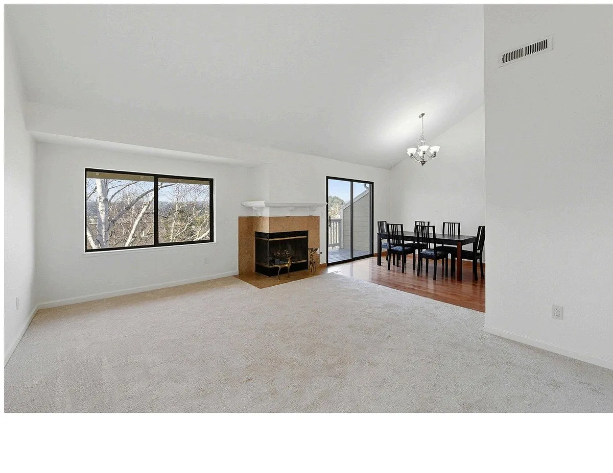 Building Photo - 125 Arabian Way