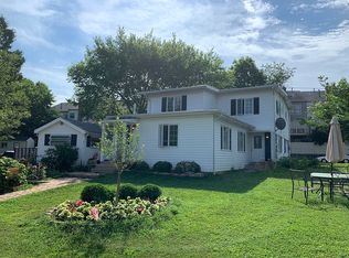 10604 Maple St, Fairfax, VA 22030
