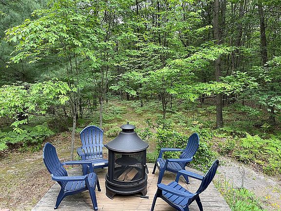 4th image of 837 E Whitetail Dr