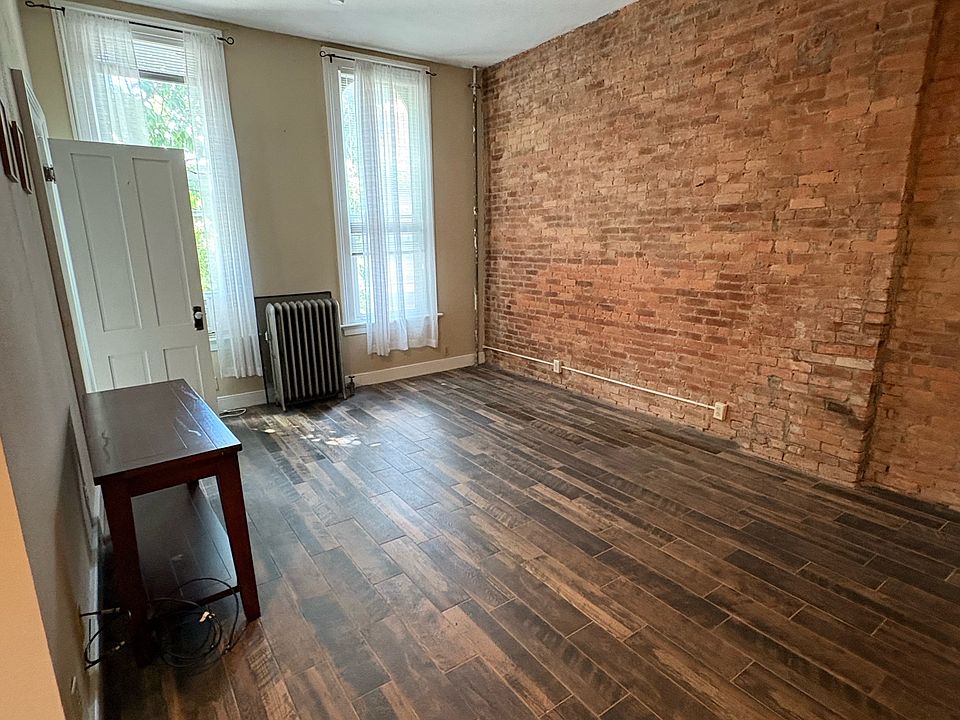 1st image of 128 Washington St #2F