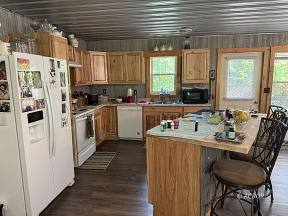 2nd image of 58861 Murphy Remy Rd