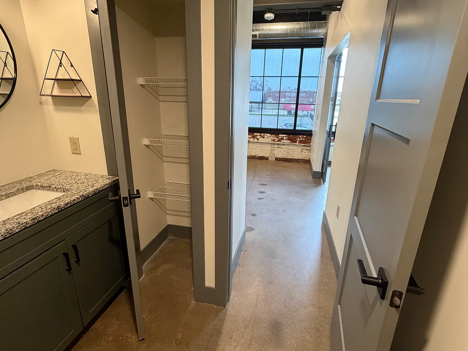 2 bed, 835 sqft, $1,400 — Photo 4