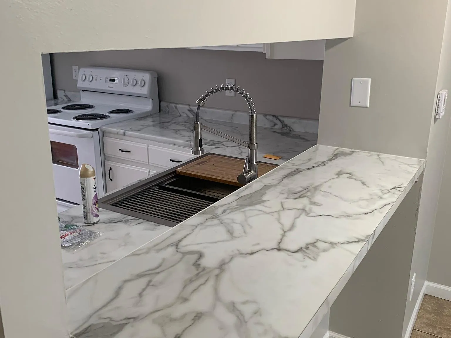 700 N Adelaide St — Photo 4