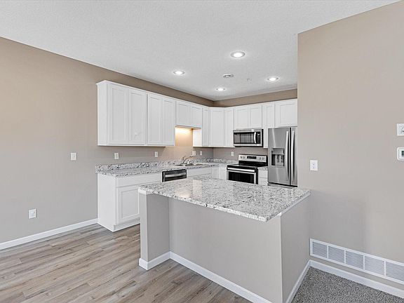 4th image of 368 Stonewood Pl